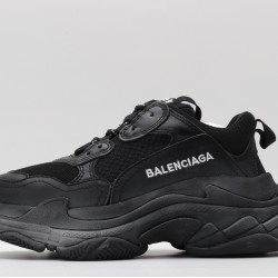 Balenciaga Triple S Sneaker 'Distressed Black' 531388W09O11000