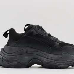 Balenciaga Triple S Sneaker 'Distressed Black' 531388W09O11000