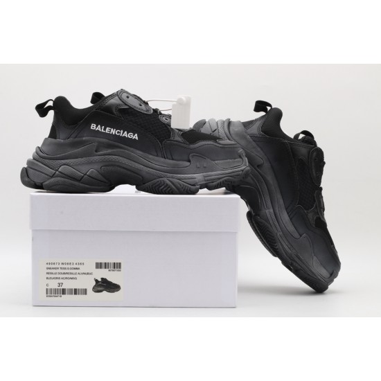 Balenciaga Triple S Sneaker 'Distressed Black' 531388W09O11000