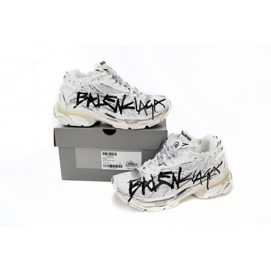 Balenciaga Runner Sneaker Graffiti White