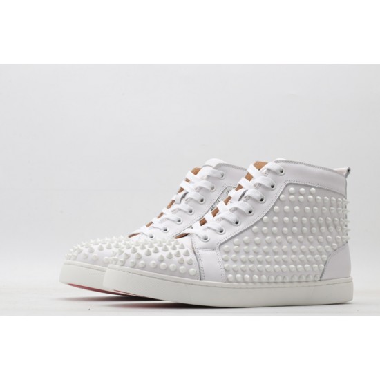 Christian Louboutin Sneakeres White Studded