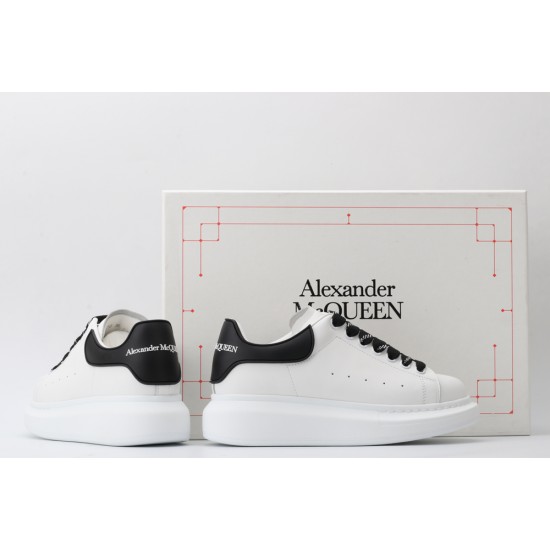 Alexander McQueen Oversized Sneakers White Black