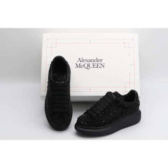 Alexander McQueen Oversized Diamond Black