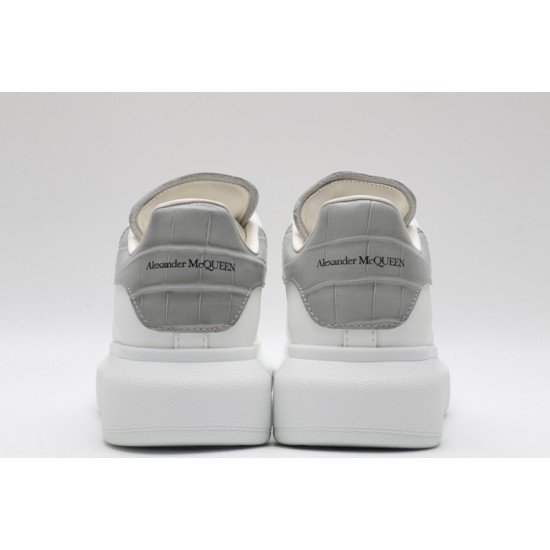 Alexander McQueen Oversized Sneaker White Grey Cedar