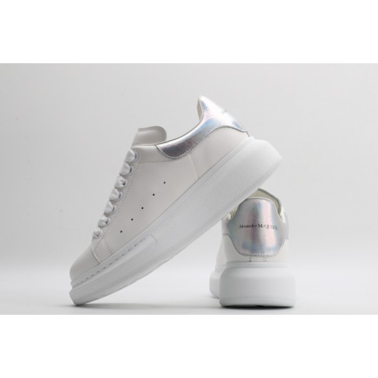 Alexander McQueen Oversized Sneaker White Silver Cedar