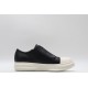 Rick Owens Low Sneaker Black Milk