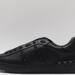 Valentino Garavani Low-Top Paneled Buffed Calfskin Sneaker Black