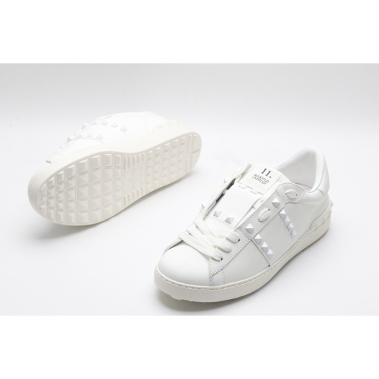 Valentino Garavani Low-Top Paneled Buffed Calfskin Sneaker White