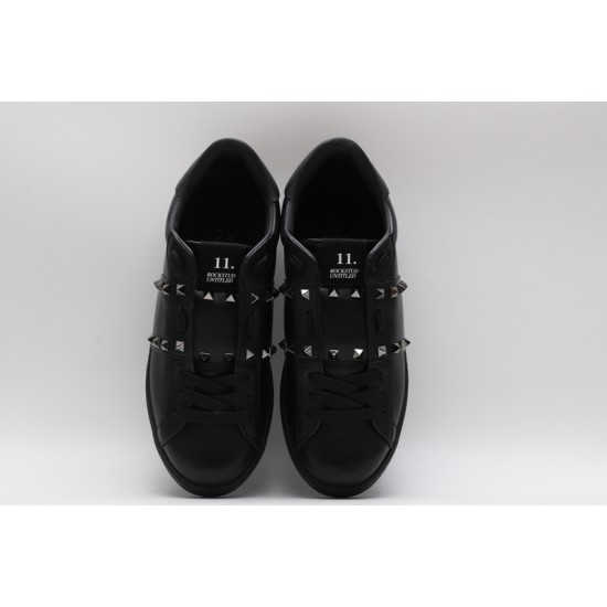 Valentino Garavani Low-Top Paneled Buffed Calfskin Sneaker Black Studded