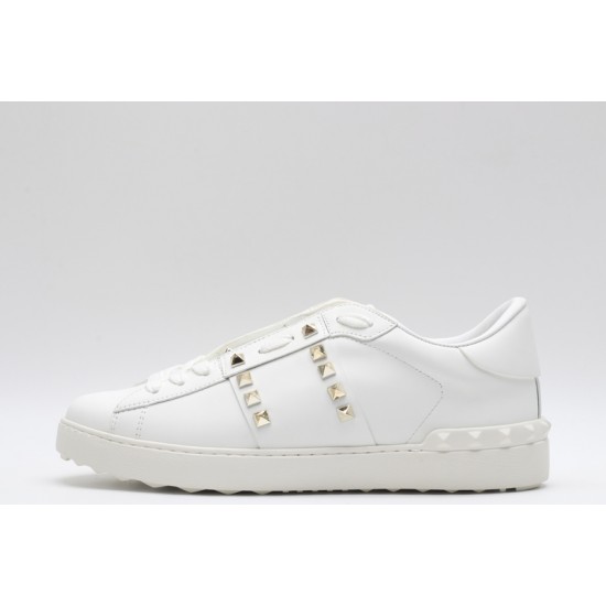 Valentino Garavani Low-Top Paneled Buffed Calfskin Sneaker White Gold