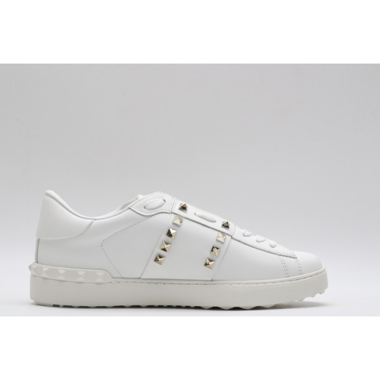 Valentino Garavani Low-Top Paneled Buffed Calfskin Sneaker White Gold