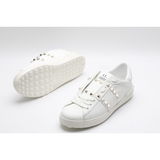 Valentino Garavani Low-Top Paneled Buffed Calfskin Sneaker White Gold