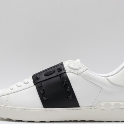 Valentino Garavani Low-Top Paneled Buffed Calfskin Sneaker White Black