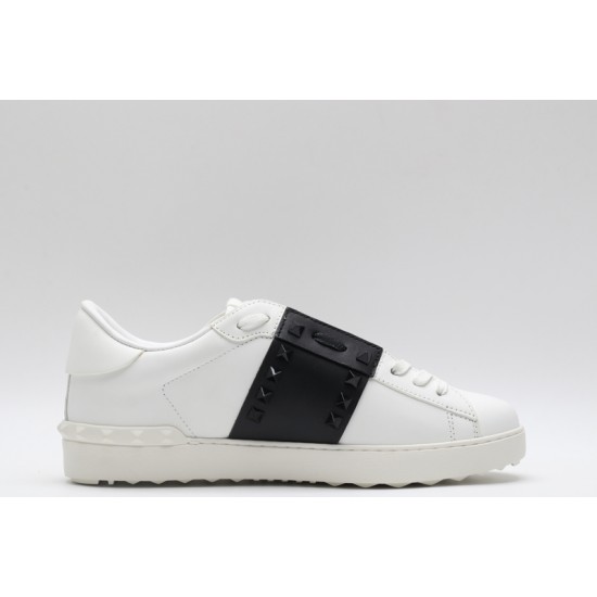 Valentino Garavani Low-Top Paneled Buffed Calfskin Sneaker White Black