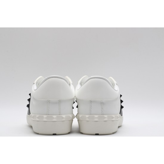 Valentino Garavani Low-Top Paneled Buffed Calfskin Sneaker White Black