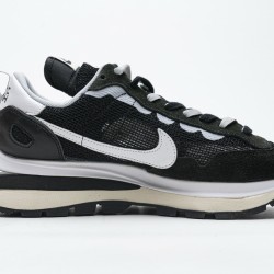 Nike sacai x VaporWaffle 'Black White' CV1363-001