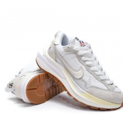 Nike sacai x VaporWaffle 'Sail Gum' DD1875-100