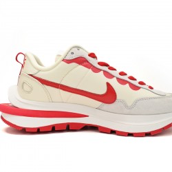 Nike sacai x VaporWaffle SP Beige Red DD1875-110