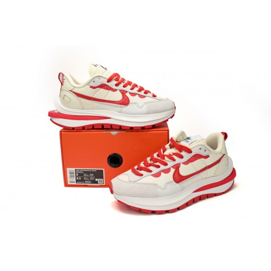 Nike sacai x VaporWaffle SP Beige Red DD1875-110