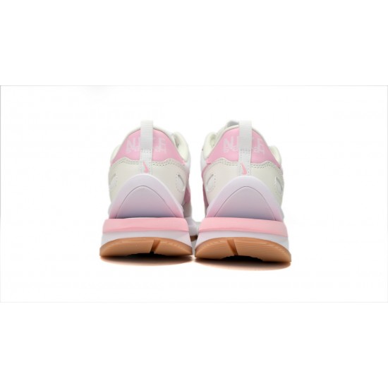 Nike sacai x VaporWaffle White Grey Pink DD1875-116