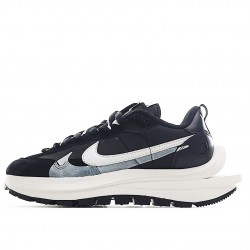 Nike sacai x VaporWaffle Black White DD1875-011