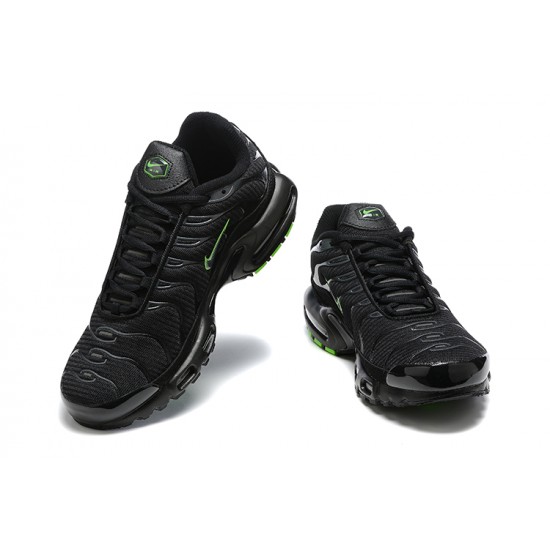 Nike Air Max Plus 'Black Volt' FQ2399-001