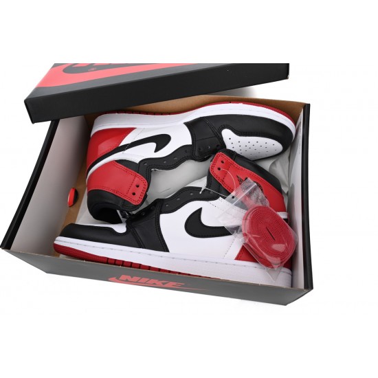 AIR JORDAN 1 RETRO HIGH OG 'BLACK TOE' 2016 555088-125